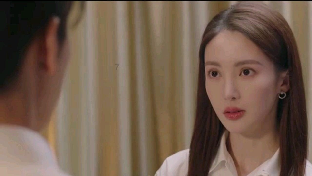 可爱的女生解救